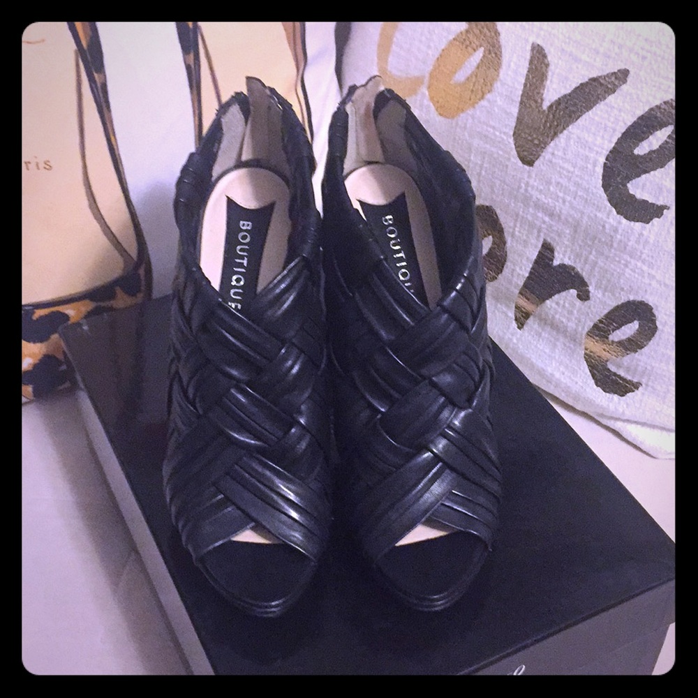🆕 Boutique 9 Black Leather Bootie